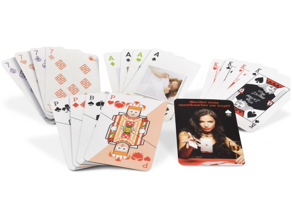 Kaartspel met eigen Speelzijde